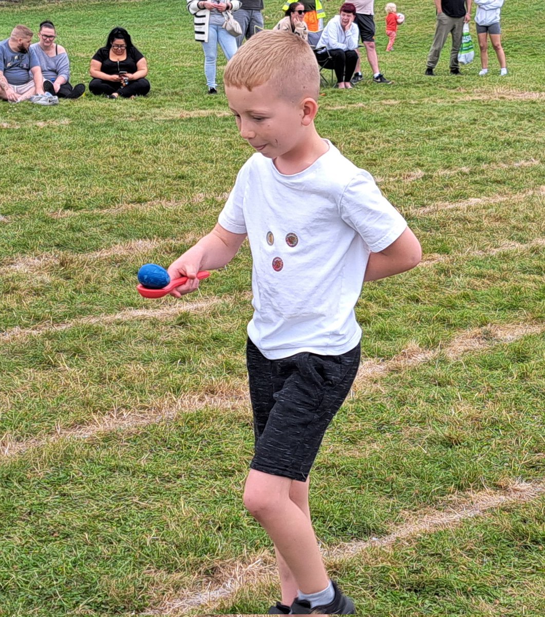 Year3MFPS's tweet photo. Some pictures from Lower Keystage 2 Sports Day @MilefieldP https://t.co/a4H3vp5flA