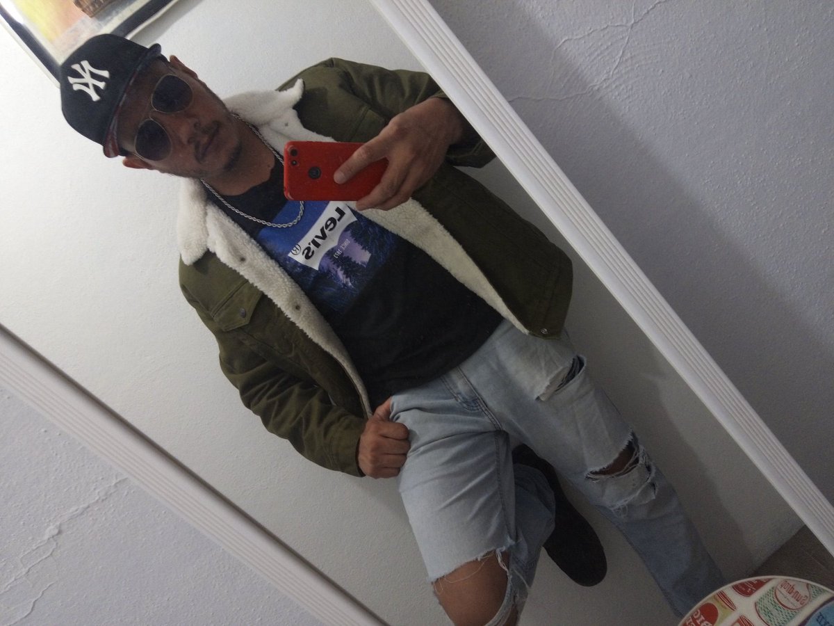 Exhibete (Clean Version) tweet media