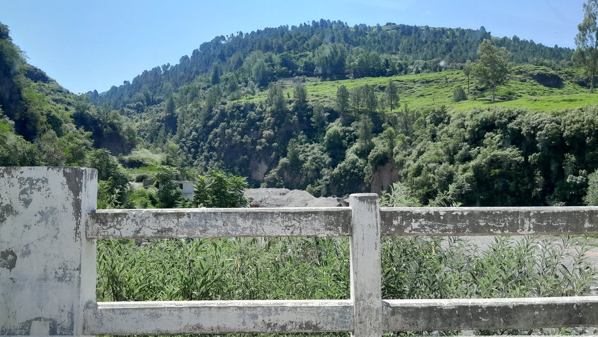 obaidaghajan's tweet image. Stone crushing .
HAROO BRIDGE IS  IN DANGER.
Millions Rs spent on Haroo Bridge between NagriTotial  and ps #Lora, but due to nearby #stonecrushing plant experts fear that it may collapse soon destroying tourism and daily life. @Matiullahjan919 @AliAminKhanPTI @GBTourism_