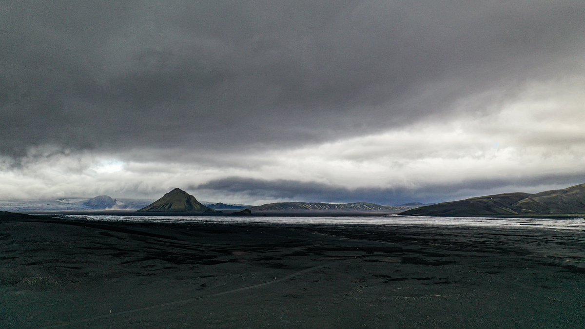 Páll Jökull | Photo guide in #Iceland (@palljokull) on Twitter photo Mælifell mountain and Rauðibotn crater, what more can you wish for in #Iceland <a href="/iceland/">Inspired by Iceland</a> <a href="/southiceland/">Visit South Iceland</a> Mælifell mountain and Rauðibotn crater, what more can you wish for in #Iceland <a href="/iceland/">Inspired by Iceland</a> <a href="/southiceland/">Visit South Iceland</a>