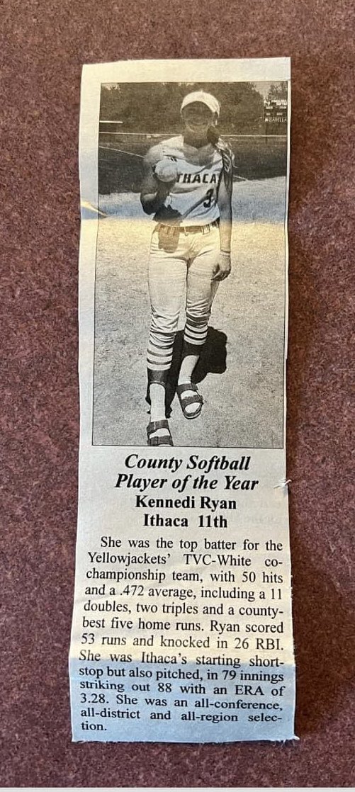 kennedi_ryan1's tweet photo. So beyond blessed to have received County Player of the year!! I was also blessed to receive Gratiot County Herald Dream Team, and the Lansing all area selection! 💙💛 https://t.co/r7xnbU6vcG