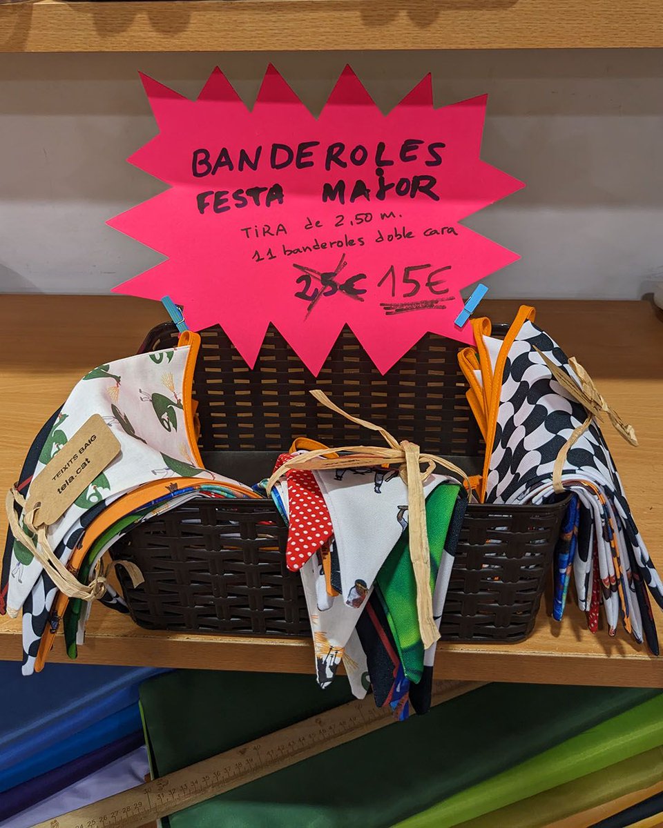 TeixitsBaig's tweet photo. Més coses en venda! Si havíeu vist quelcom que ja no hi és, com el mecano taronja, és perquè ja s'ha venut. I si no té preu, feu una oferta! 😅
---
¡Más cosas en venta! Si no tiene precio, ¡haga una oferta! 😅 https://t.co/V55ATBOStU