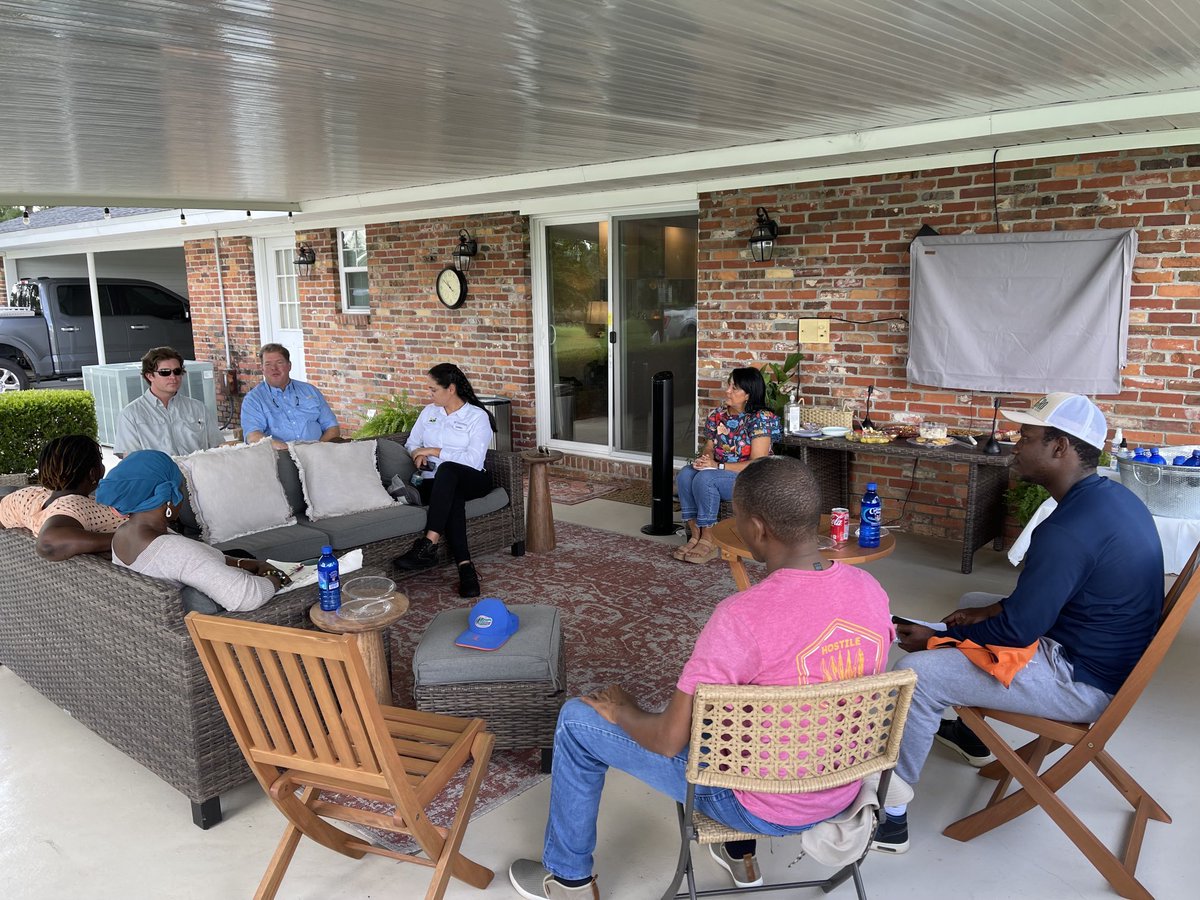 dubeux's tweet photo. Thank you so much to Jeff Pitman and family for hosting our group today! It was a world-class tour of cropping systems in the Southeast.Thanks also for the great hospitality! ⁦@UF_IFAS⁩ ⁦@nutridairy⁩ ⁦@UF_IFAS_GFSI⁩ ⁦@UFIFASAgronomy⁩ ⁦@ufifasnfrec⁩ https://t.co/wGgJviWwW4