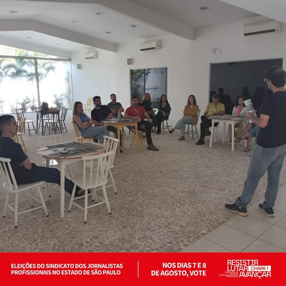 SJSP_Chapa1's tweet photo. Ainda em São José do Rio Preto (SP),  a Chapa 1: Resistir, Lutar e Avançar apresentou nossa carta-programa nas redações da TV TEM, SBT E Record.

Foto 1 - Reunião na TV Tem.

Fotos 2 - Reunião com os colegas da Record.

Fotos 3 e 4 Reunião com os colegas do SBT. https://t.co/3ow3pFkZNq