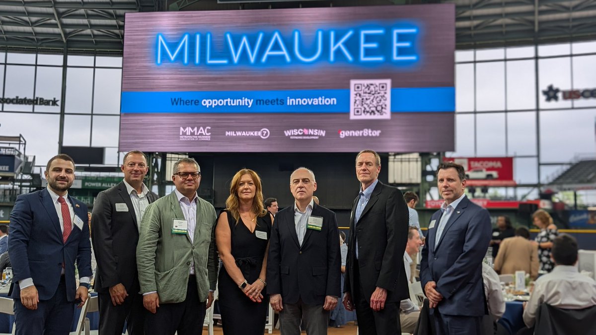 Pleased to attend the  RNC2024 in Milwaukee. The events here provide valuable insights into US politics and highlight Wisconsin's vibrant economy and exceptional hospitality. Had good discussions with friends from US Congress &amp; foreign policy leaders.