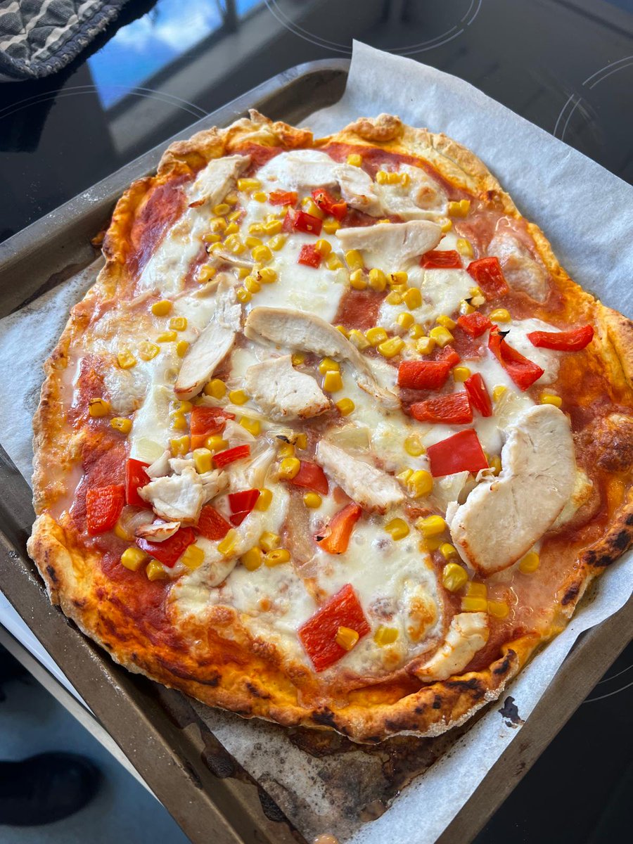 Miss Hastings' Y8's have been rustling up some superb bakes and dishes this term. Finishing the term off with scone based pizzas! 🍕 
<a href="/officialCHS/">CHS</a>