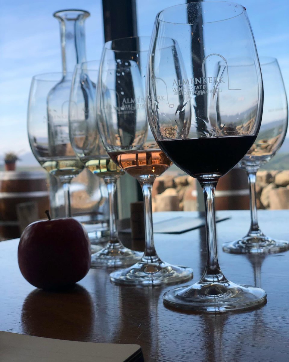 TsepangMolisana's tweet photo. Pardon Me, I Wasn’t Familiar With Your Game
Lace by @Almenkerk is a lifestyle collection of Estate wines from the @winesofelgin property
Lace Dry Rosé 2023 has an intriguing savoury character.
It puts its best paw forward. Rosé any day,
#Almenkerk
#InMyKitchenPod https://t.co/QgJOq97K7i