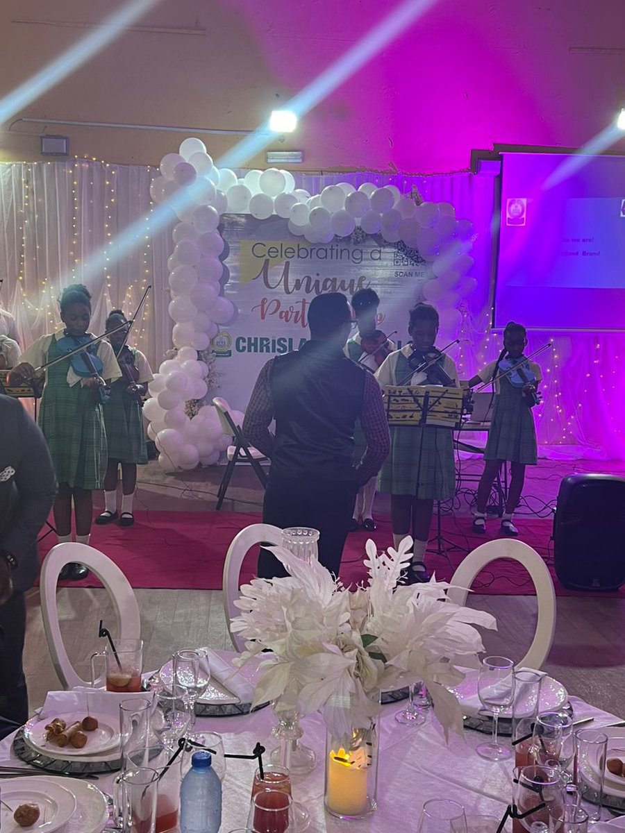 Clinton_Brown_'s tweet photo. Live images and sound from the official dinner launch of the Chrisland Schools @chrislandinfo and EStars @OfficialEStars E sport educational partnership.

 #ChrislandEstarsTeamup https://t.co/EI0gFBkI05