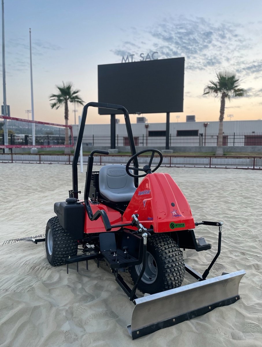 SmithcoInc's tweet photo. One of our Sand Star V's made its way to MT. San Antonio College! This Sand Star will keep their new professional volleyball court looking smooth and fresh all year round. 

https://t.co/joV6hI70PW 

#Smithco #turfmaintenance #turfmanagement #gcsaa #golfcoursemaintenance #cour... https://t.co/Gx5kmrA8ob