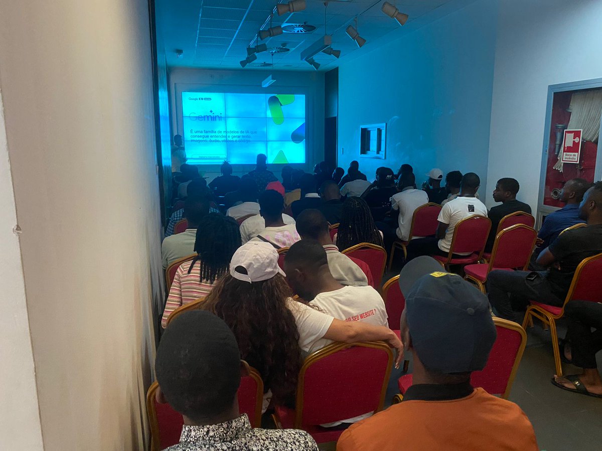 Martinho🇦🇴 tweet media