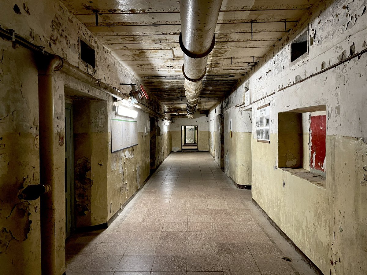 klaasm67's tweet photo. The Zeppelin bunker at Zossen was the primary communication center for the Wehrmacht. This gigantic bunker has four levels. During the Cold War, it was used by the Soviets under the name Ranet. The area was demilitarized in 1994 when the last Russian troops left Germany. https://t.co/EtltXMMwch