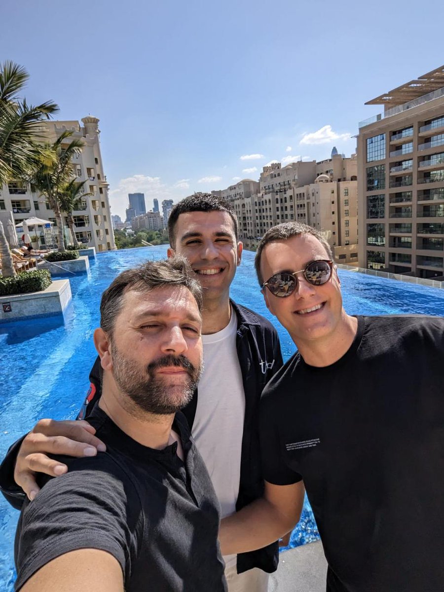 My new angel investment is here - and it's going to be another 🦄!

<a href="/paptom/">Thomas Papaspiros</a> and <a href="/SavvasZortikis/">Savvas Zortikis</a> are building the new home of fiction at <a href="/crewfiction/">Crewfiction</a>. So if you are in the space, leave a comment below!

Loooots of things are coming the next month so stay tuned!