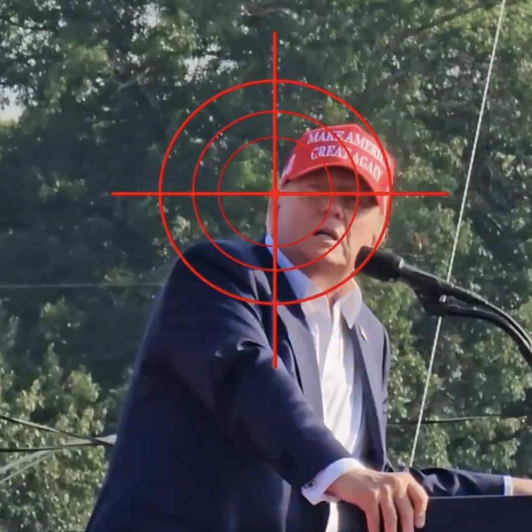 EniorJimenez's tweet image. El tirador hizo todo bien.
Tuvo el tiro perfecto.
Y lo tomó.

Pero justo en esa fracción de segundo, mientras apretaba el gatillo, Donald Trump giró ligeramente la cabeza, de modo que en el momento en que la bala salió de la recámara, la línea de visión era la punta de su oreja…