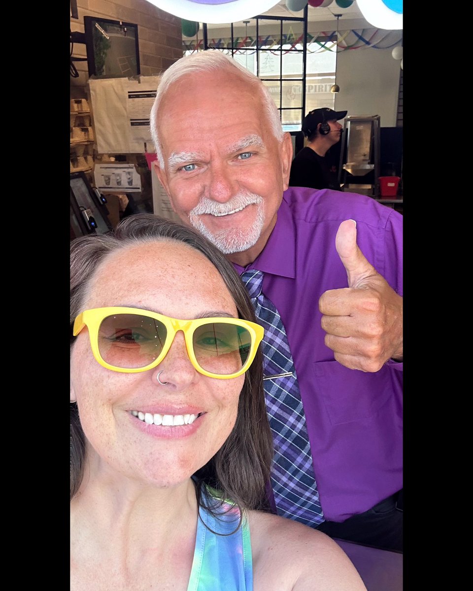 Stopped at Tim Hortons in Coaldale today for #CampDay and <a href="/JackInCoaldale/">Jack Van Rijn - Mayor, Town of Coaldale</a> was running the drive-thru! Also had my window washed by Tim’s staff and the Coaldale RCMP ☕️🍩 #coaldale #yql