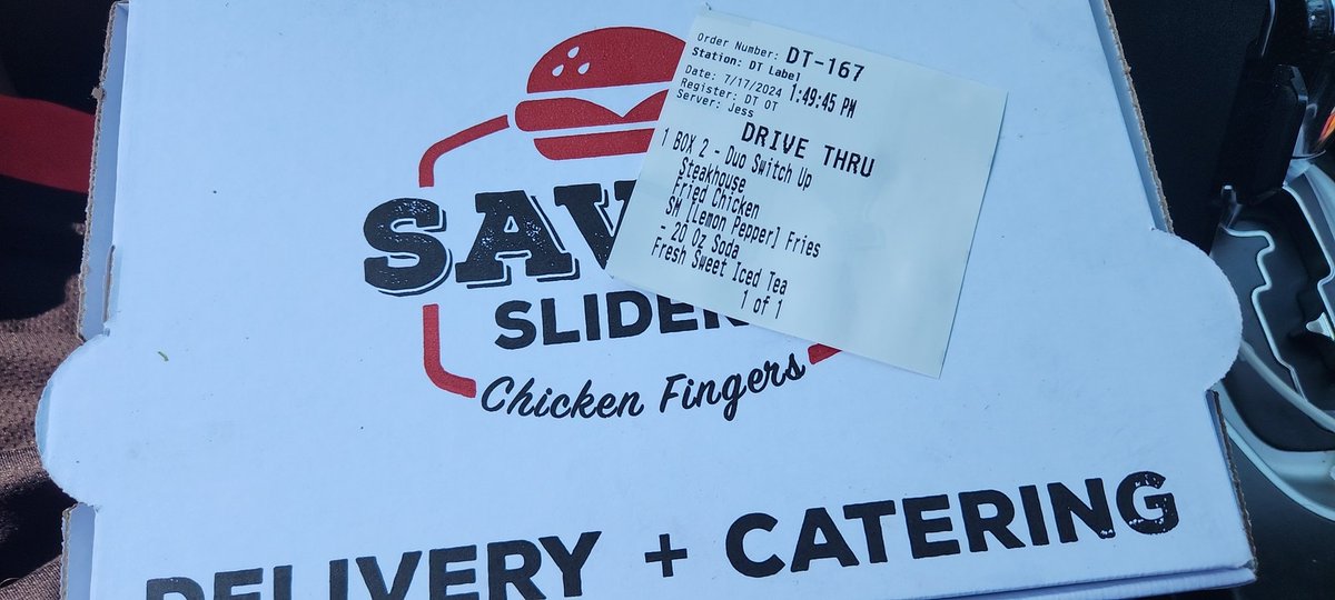 cxwalker83's tweet photo. Trying this place out. Let's hope it's worth the money #Savysliders #ribeyeslider https://t.co/PKeAB2F8so