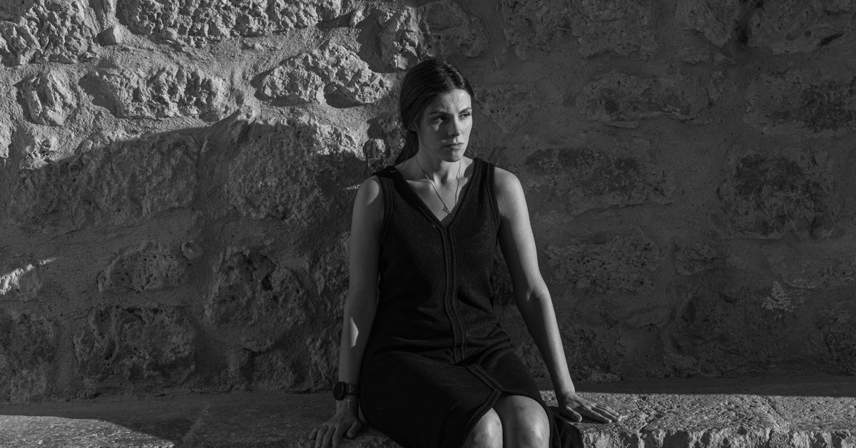 ManuGalanFoto's tweet photo. ¿Echabais de menos el BLANCO Y NEGRO? pues no os preocupéis que ya sabéis que la cabra siempre tira al monte.

Volvemos a la carga con fotos de @maripaz_mb y @MatiasLechuga en el @aytocuellar.

¿Cuál os gusta más de las tres?

Os leo en comentarios. https://t.co/tsz8nfcNRs