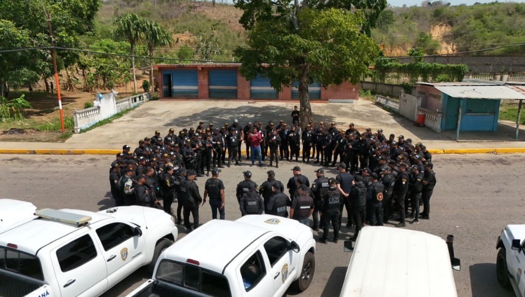 Continuamos comprometidos en garantizar la paz en nuestra nación. #VenezuelaSegura