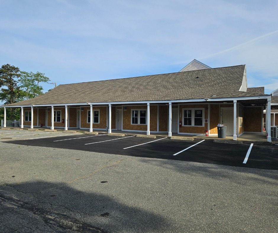 ERTArchitects's tweet image. #ProgressReport – A vacant office building being repurposed into a 24-unit apartment building.

#ERTADesigned #CommercialArchitect #CapeCodArchitect