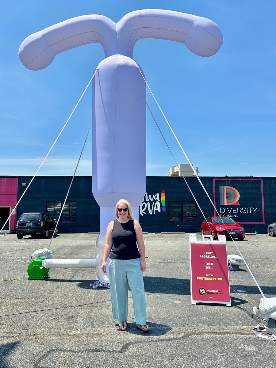 TaraGibsonVA's tweet photo. Thrilled to see my friend, Freeda the IUD, in RVA today! @AFContraception
Why is she here you ask? To raise awareness of our reproductive freedom that is under attack and yes, that very much includes contraception. #protectprotection https://t.co/lp5vRVAU46