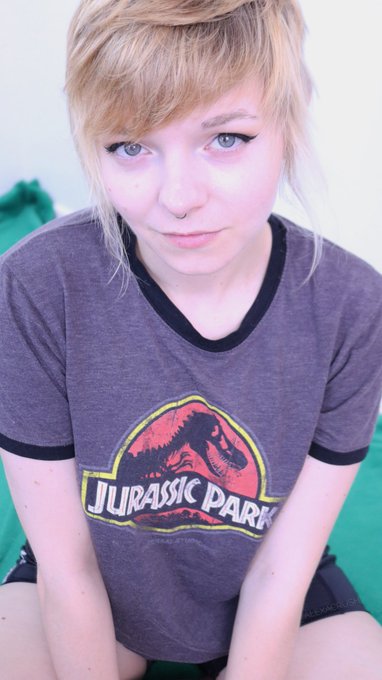 Scared to watch Longlegs. My amygdala is gonna go nuts lol https://t.co/McjkLzaVmU