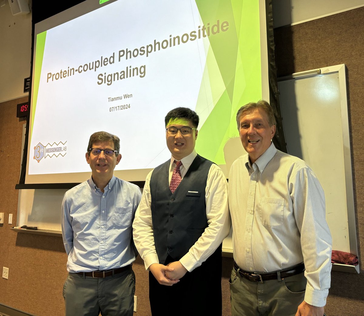 Vincent Cryns (@vincentcrynsmd) on Twitter photo Congrats to the newest <a href="/3rdMessengerLab/">3rd Messenger Lab</a> PhD Dr. Tianmu Wen! Amazing talk and defense! <a href="/CMB_UWMadison/">UW-Madison CMB</a> Congrats to the newest <a href="/3rdMessengerLab/">3rd Messenger Lab</a> PhD Dr. Tianmu Wen! Amazing talk and defense! <a href="/CMB_UWMadison/">UW-Madison CMB</a>