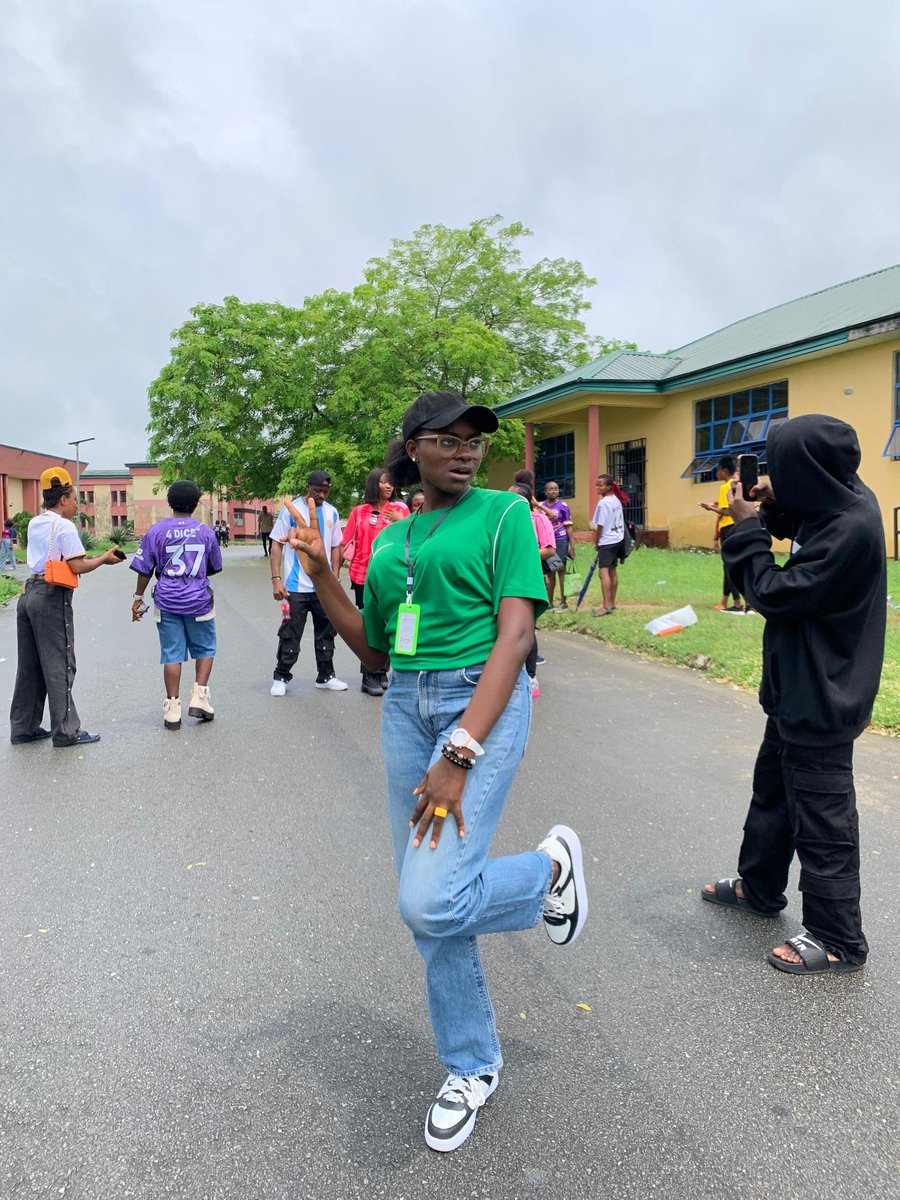 ezichimonwukwee's tweet image. Day 3 - Jersey Dayyyy
#Finalyearweek