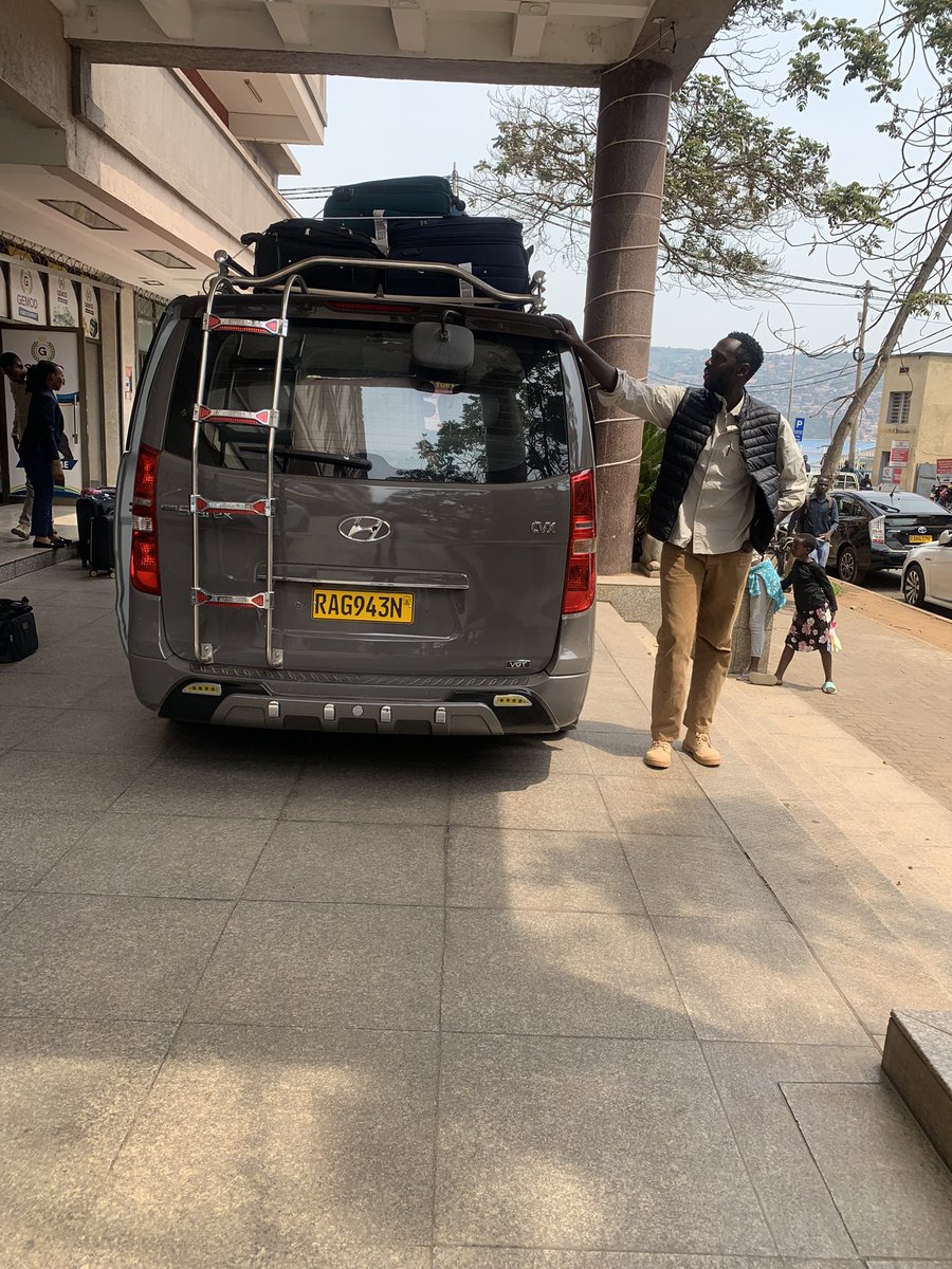 FistonTours's tweet photo. Today  wildman start a 30days Road trip crossings all country 🇷🇼 @vanlife @adventure awaiting us https://t.co/QuSoVqRJ8Y