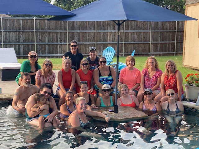 Spent the evening with my lovely co-workers! I had a blast, so great to see everyone! #bookclub #DESisBEST #summerbingo