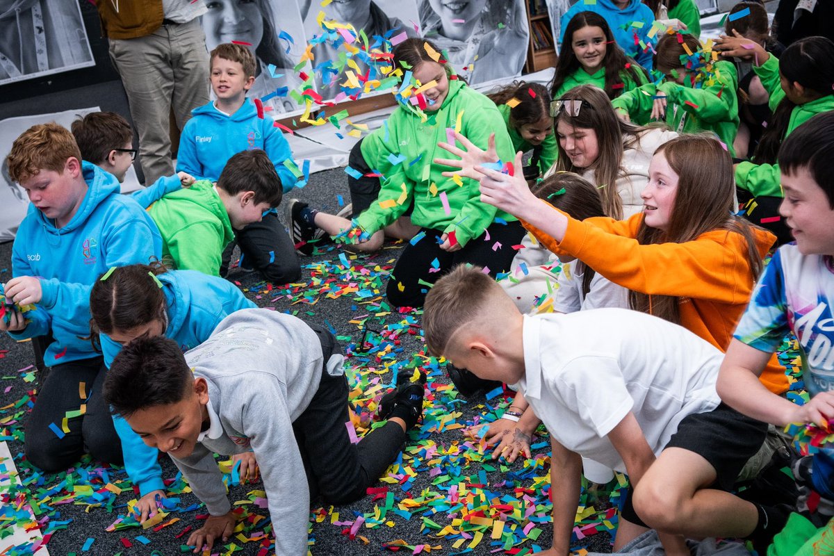 weareYESfest's tweet photo. thatβs how you end a film premiere YESfest style! πππΈ
#YESfest #YESfestchallenge #youthempowerment #confetticanon #filmpremiere https://t.co/bvIq44D6a8