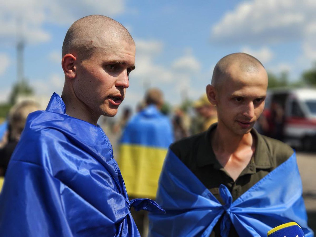 Сегодня обменяли ещё 95 бойцов ЗСУ 

И опять видно, как чудовищно у них было с питанием

Никогда не донатьте в Красный Крест, к слову.