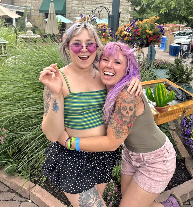 Got to see my Kutie and now my heart is full!  🥰🌵🌸 https://t.co/H115XtbA7x