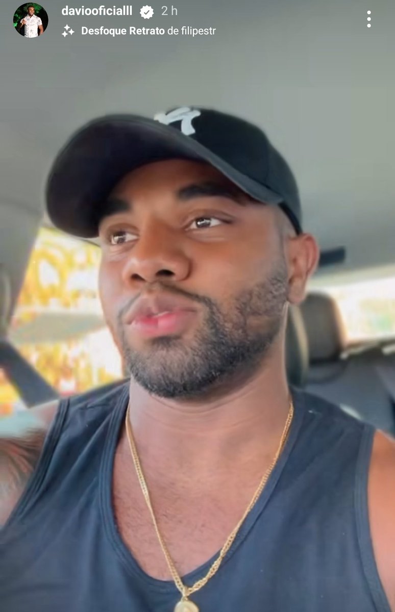 Eu fico chocada toda a vez que a Tamires dá uma declaração, são tantas mentiras pra dispensar a mulher!  Davi é muito escroto, cara! Tá tão mal que tá na rua batendo perna! Já que diz que é homem, podia ser homem pra ser honesto... ah esqueci q ele não sabe o que é isso!