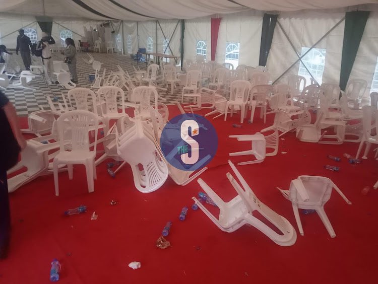 itskipronoh's tweet photo. ODM goons did this at the Jaramogi Oginga Odinga Foundation. This is how Raila Odinga and ODM repaid Kalonzo Musyoka for supporting Raila three times! They will not believe! #OccupyUhuruPark https://t.co/lmrDt6VekN