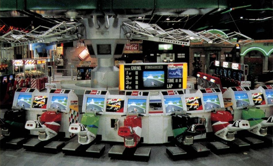 A NAMCO Suzuka 8 Hours 8-player set-up at the ZYX game center in