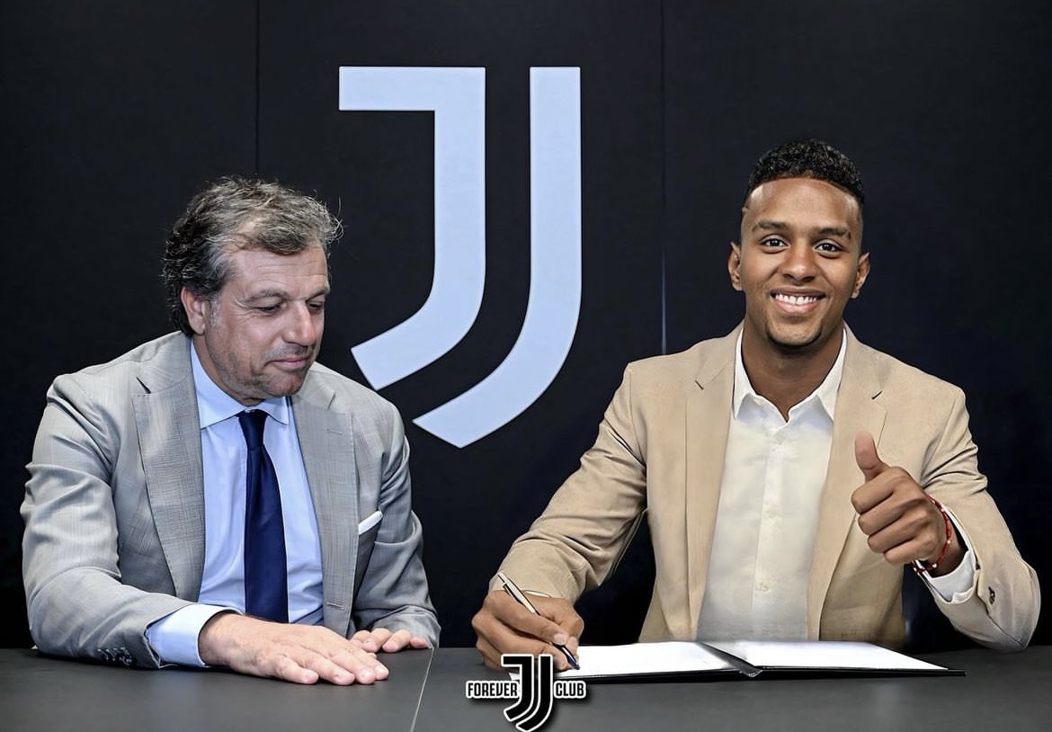 ‼️ DONE DEAL: Cabal joins Juventus 🤝⚪️⚫️ <a href="/romeoagresti/">Romeo Agresti</a>