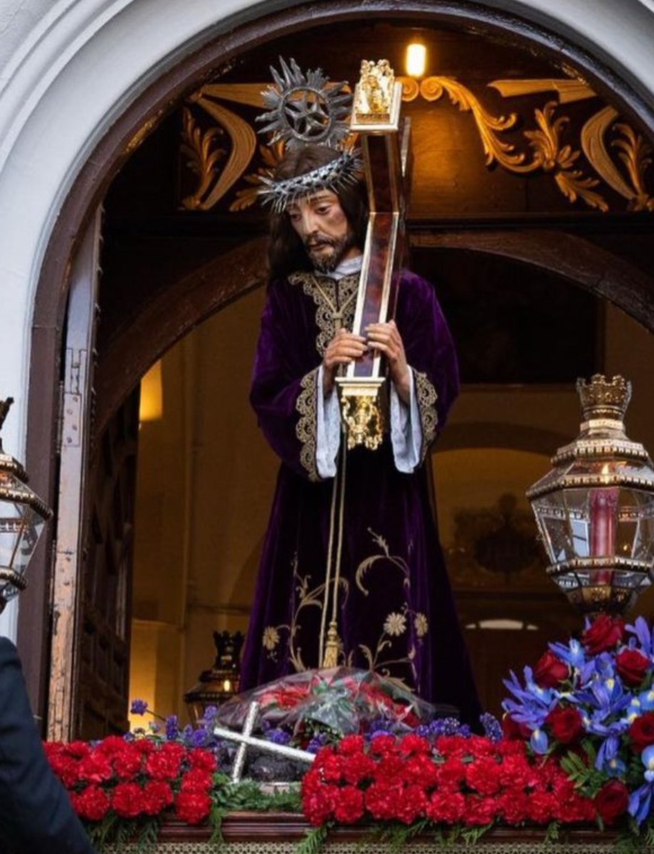oscarmrestaura's tweet photo. Queremos agradecer a la Cofradía de Nuestro Padre Jesús Nazareno y Ntra. Sra. de los Dolores de la localidad granadina de Pulianas, la confianza depositada en nuestro taller para la #restauraciónyconservación de su primer Titular. https://t.co/H6ZRA5gvW3