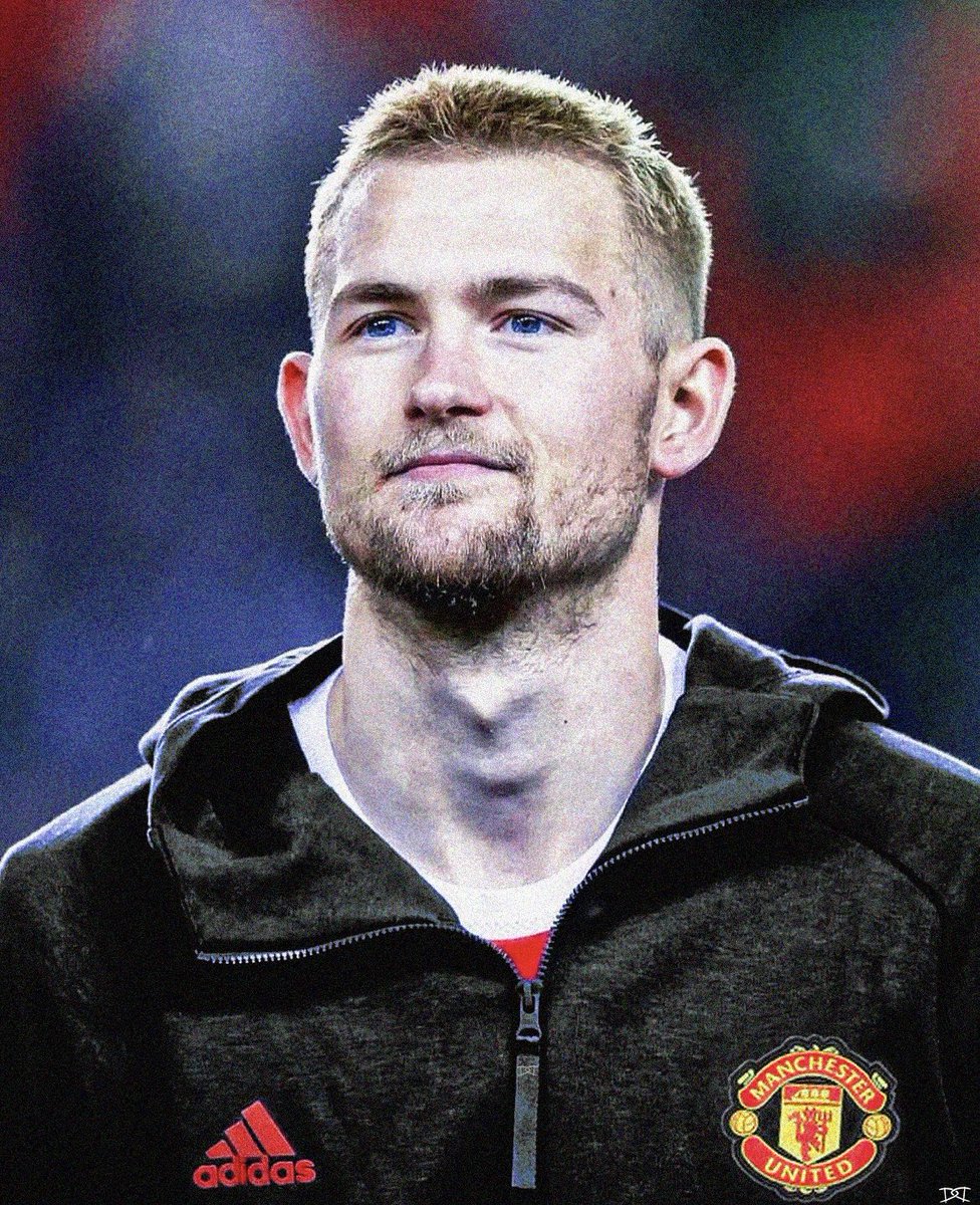 If any #MUFC fan is seeing this tweet then please drop a follow I'll follow back. Literally have 2 3 people who reply to the tweets😭