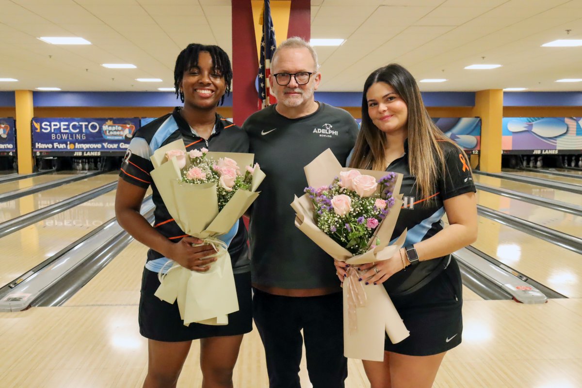 AdelphiBowling's tweet image. We said farewell to Bliss and Blanca this season 👋
Looking forward to the future of the Cats and our incoming group!
#PawsUp