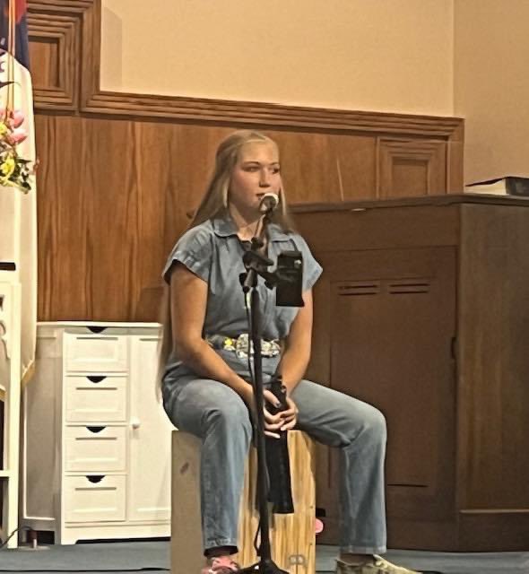 HPofWarren's tweet photo. Our community was rockin’ out thanks to the talents of Bailey Trosper! 🫶🎶✨ Being a student at Southern Wells Jr./Sr. High School and daughter of one of our team members, Bailey is an extremely talented young artist who brought the jams to our senior living community! https://t.co/Eg8qkwJCHY