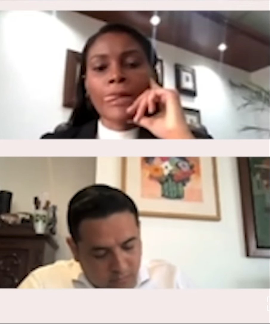 Si alguien se lame los labios con solo verte, ahí es.