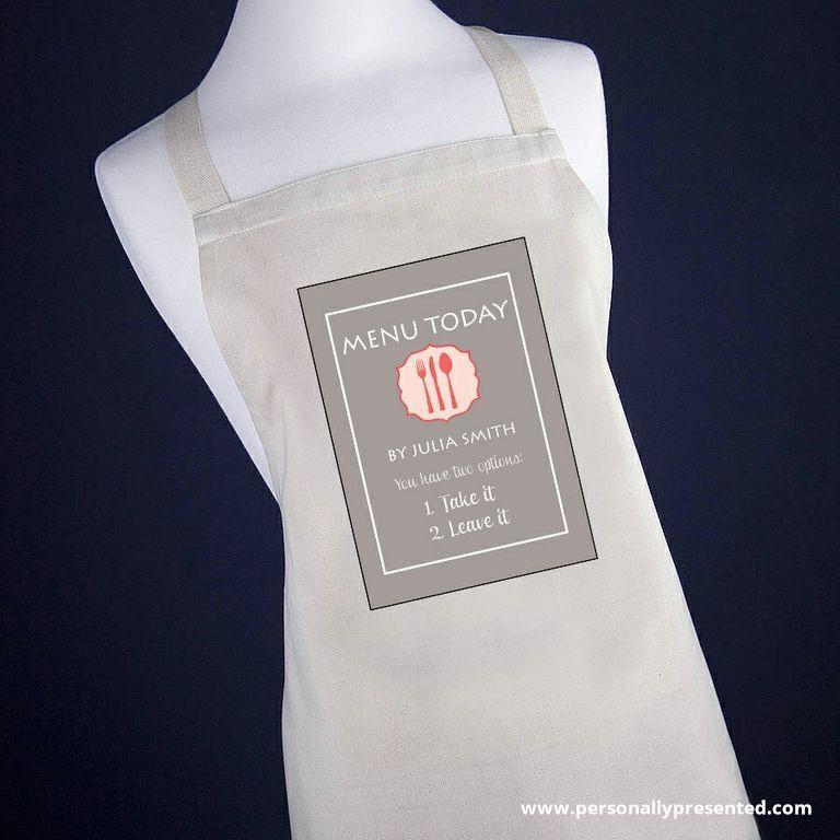 PPresented's tweet photo. Personalised Today's Menu Apron 🎁
⎆ Only £24.49 right now ⎆ 
Personalise Now 👉 https://t.co/ro8LAbnn5Z

 #giftideas #giftsforher #giftsforhim #giftguide https://t.co/fjswUTbydP