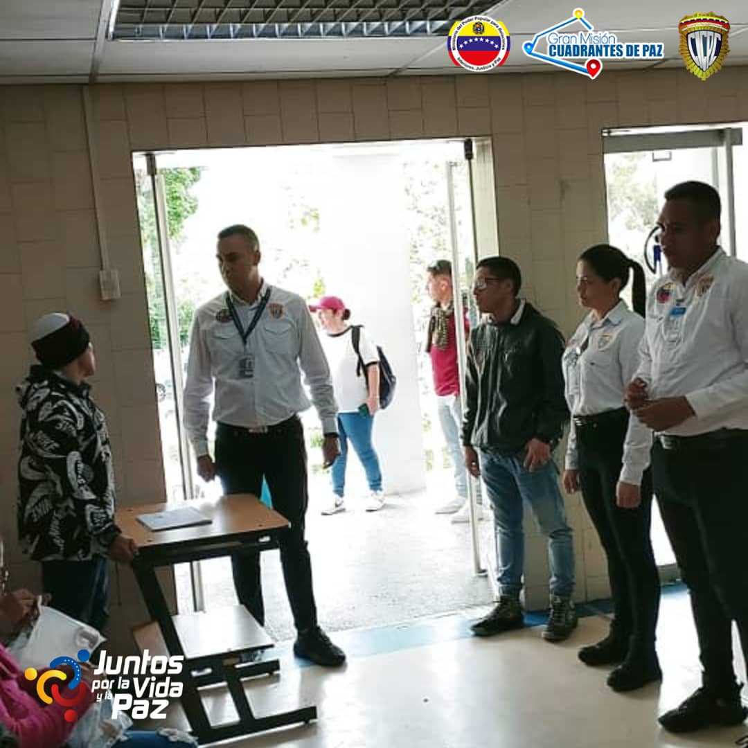 La prevención es la clave para garantizar la seguridad y el bienestar de nuestra entidad merideña. 

#VenezuelaSegura
@nicolasmaduro
<a href="/CeballosIchaso1/">@FuerzaDinamica Remigio Ceballos Ichaso</a>
@mijpvzla