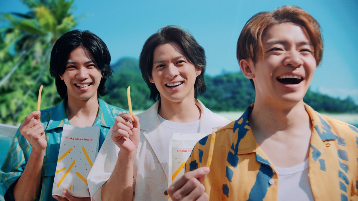 natalie_mu's tweet photo. Number_i「ハワイやん」🏝
マクドナルド夏のCM🍔🍟

🔴岸優太の表情に平野紫耀ツッコミ
「真顔すぎるよ！」
🔴神宮寺勇太は新バーガーに感激
「最高に幸せでした！」
https://t.co/O0JlGFtNf1

#Number_i #マクドナルド #めっちゃハワイやん https://t.co/QmcO60edFy