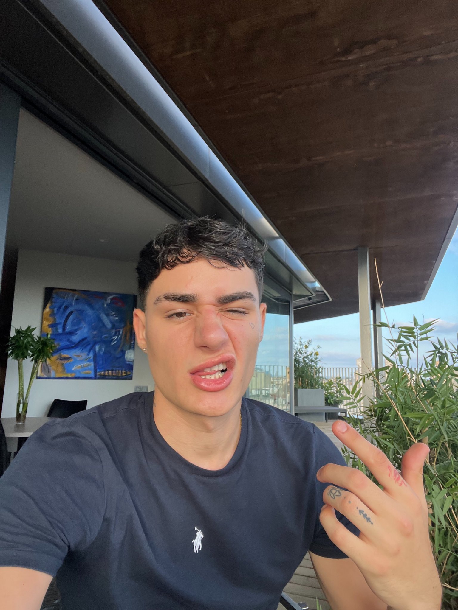 1 pic. Dammmmn💦💦 https://t.co/wRwE1g54jh
