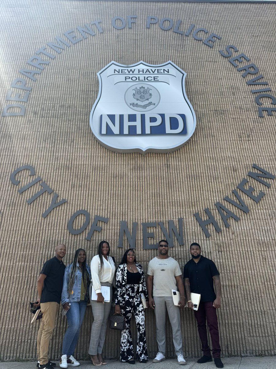 TheRealRonaLo's tweet image. Day one of our #PeerExchange with the  @newhavenpd is off to a great start. 

#MPG #GVI #UFI #CGIC @RuggieroMPD @ummahfuturesint