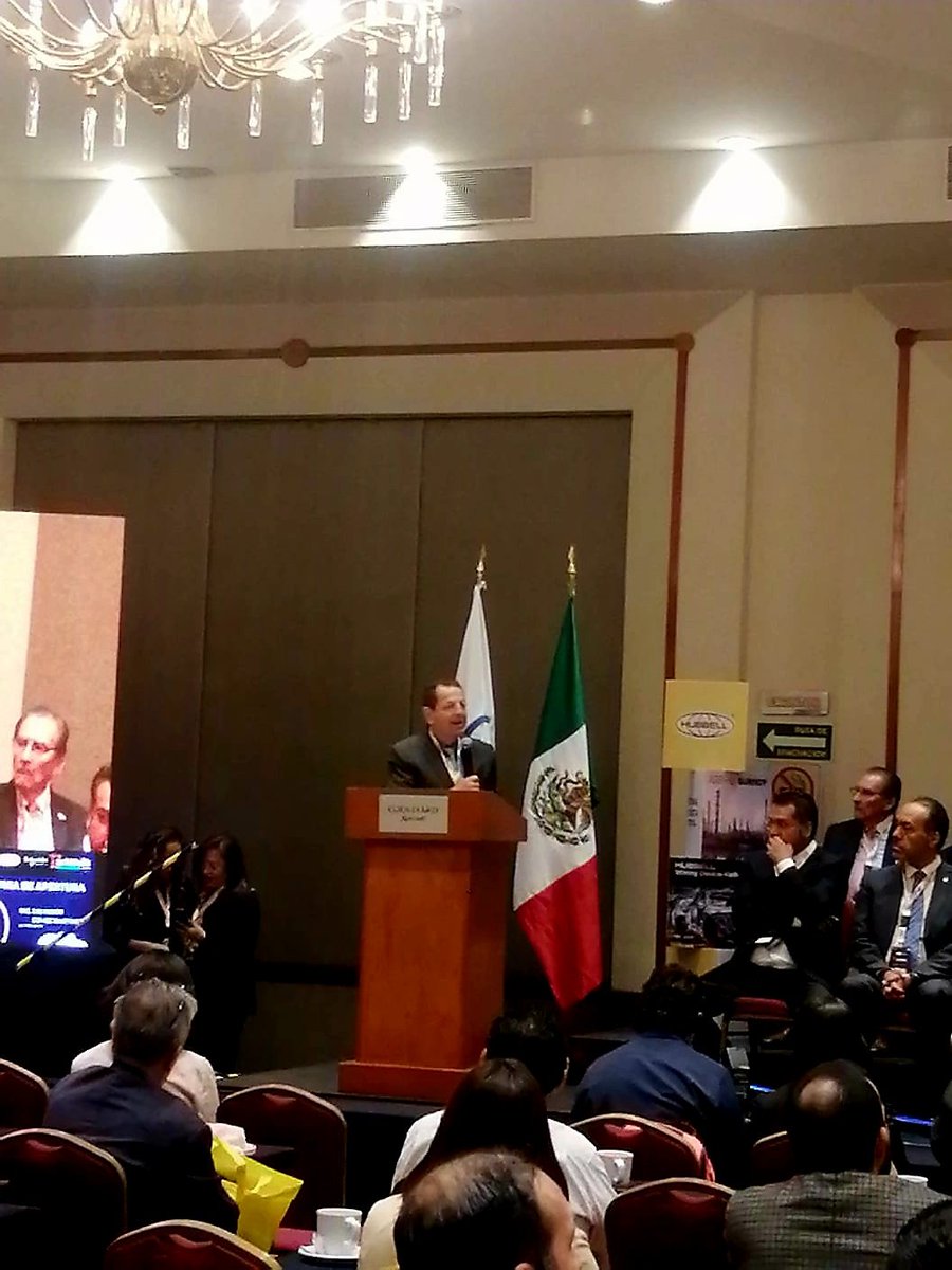 cesacdmx's tweet photo. Y a nombre del Jefe de Gobierno envió un saludo e inauguró los trabajos del #AMERIC. 🏙
#CESACDMX
#TrabajandoEnEquipo 🤝🏽
#TechWeek2024 https://t.co/Qcsw2mfKMl