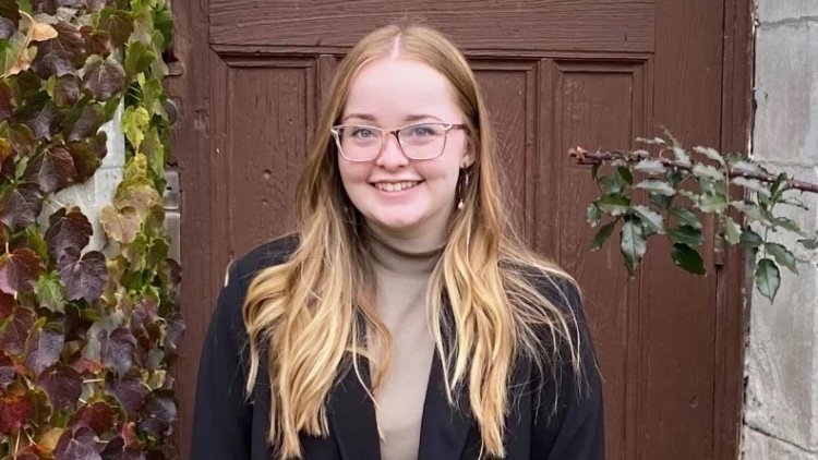 Researchers often witness – but don’t report – same-sex sexual behaviour in animals, according to a new #UofT study ➡️ uoft.me/aGc