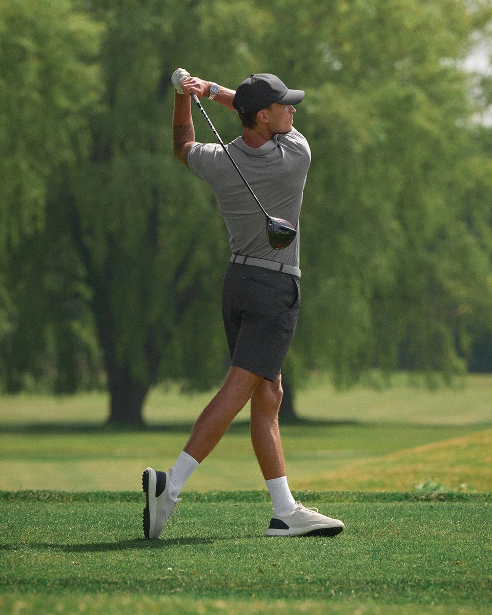 The Golf Collection. 

High performance, low profile, luxury technical apparel for the discerning golfer.

Explore the collection here: propercloth.com/golf