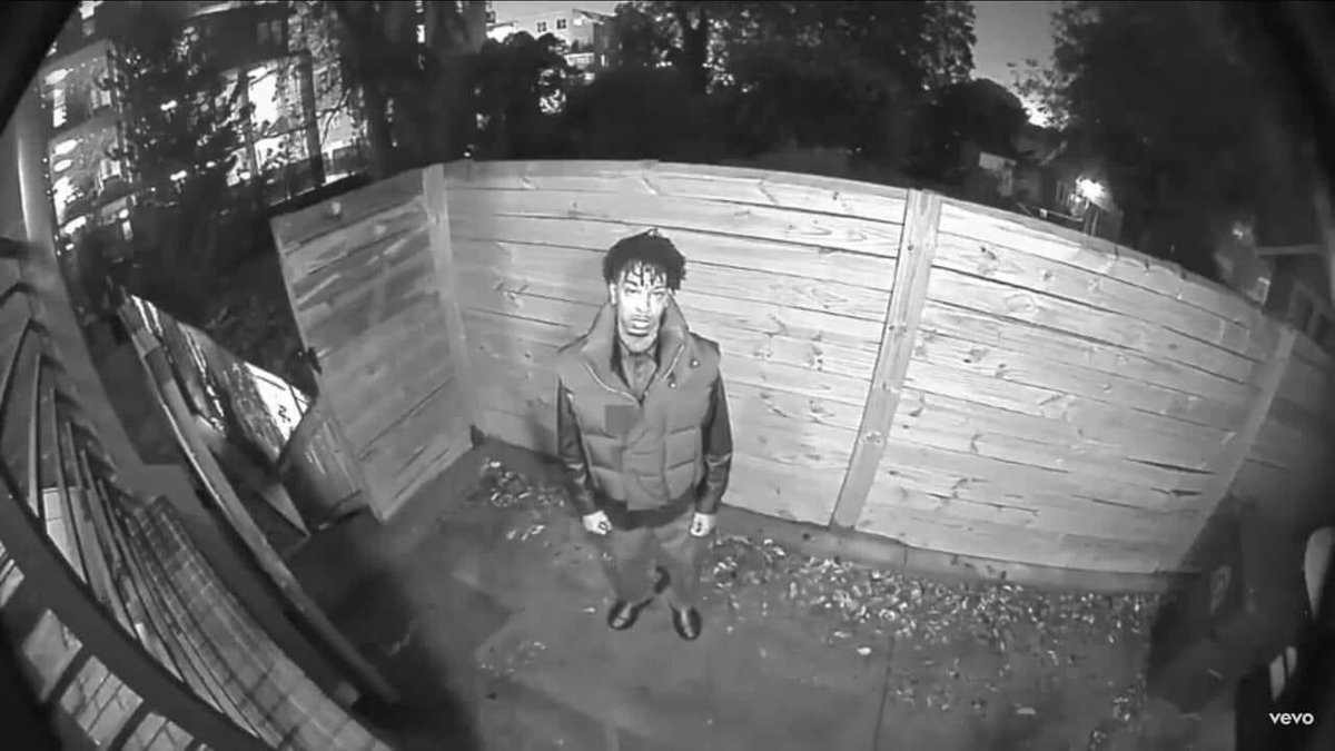 Me outside her house cuz she blocked me