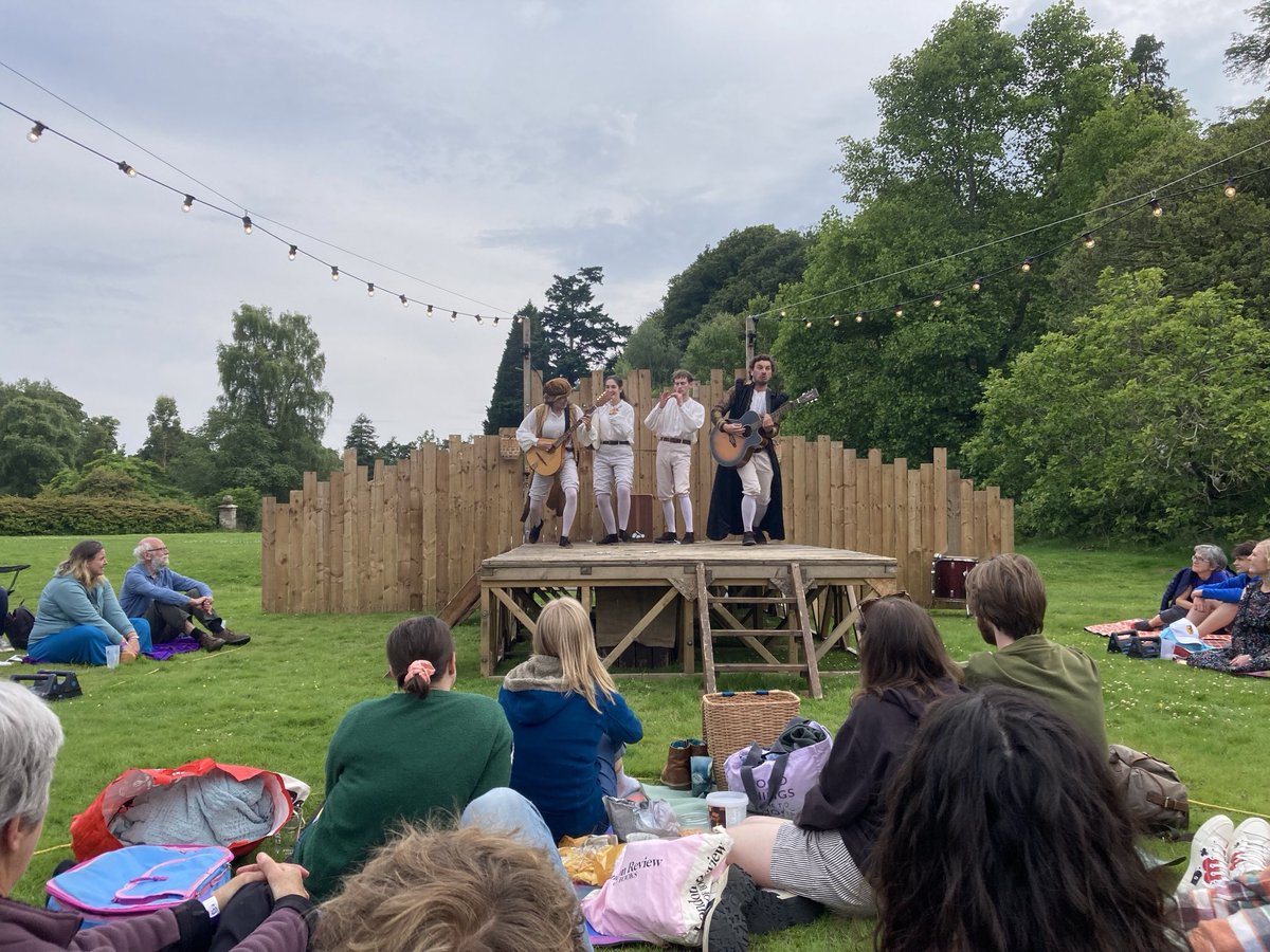 Front row seats for Comedy of Errors 😂😂😂 at Muncaster Castle ⁦<a href="/threeinchfools/">The Three Inch Fools</a>⁩